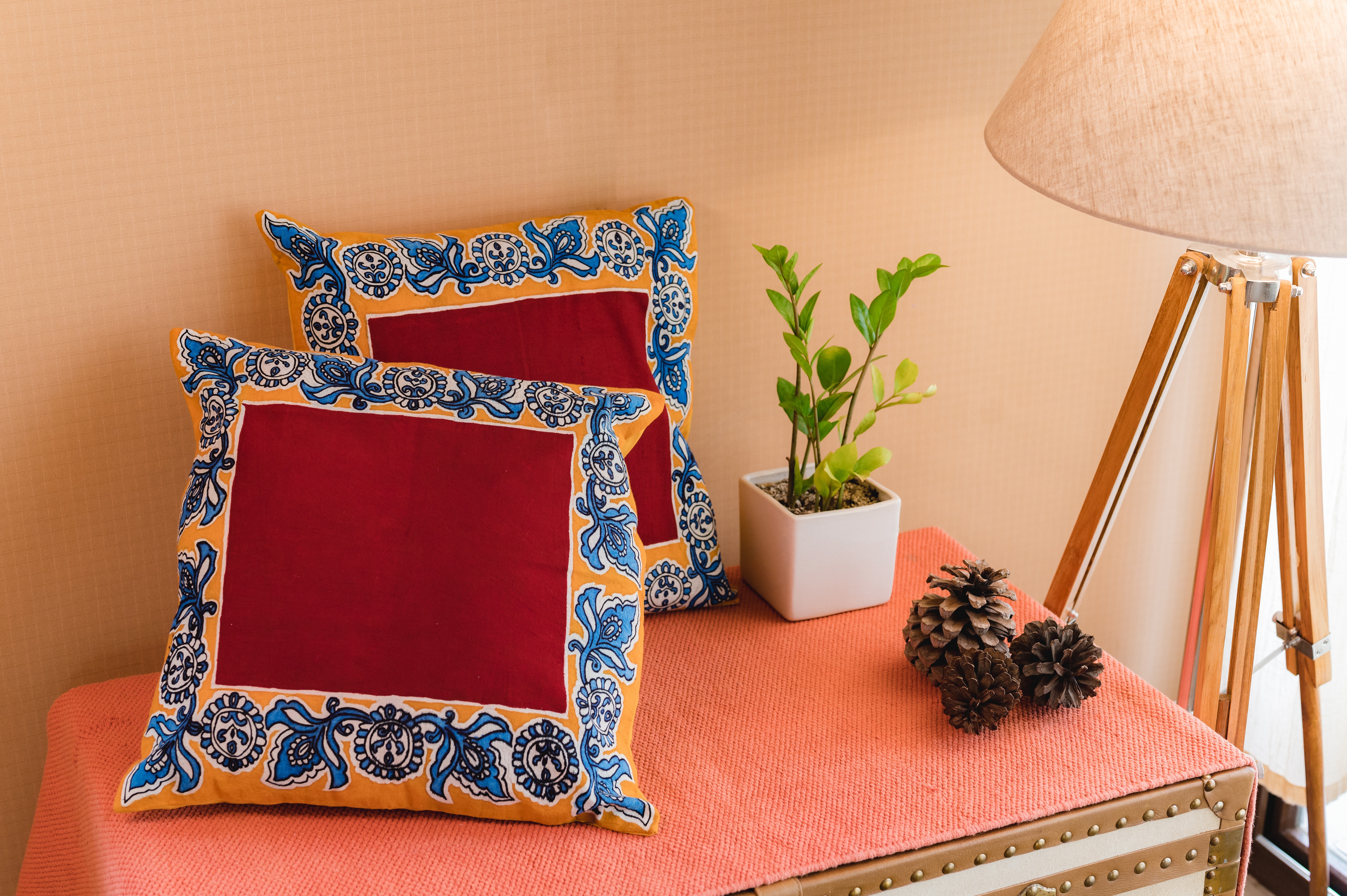 Kilai Motif Cushion
Cover