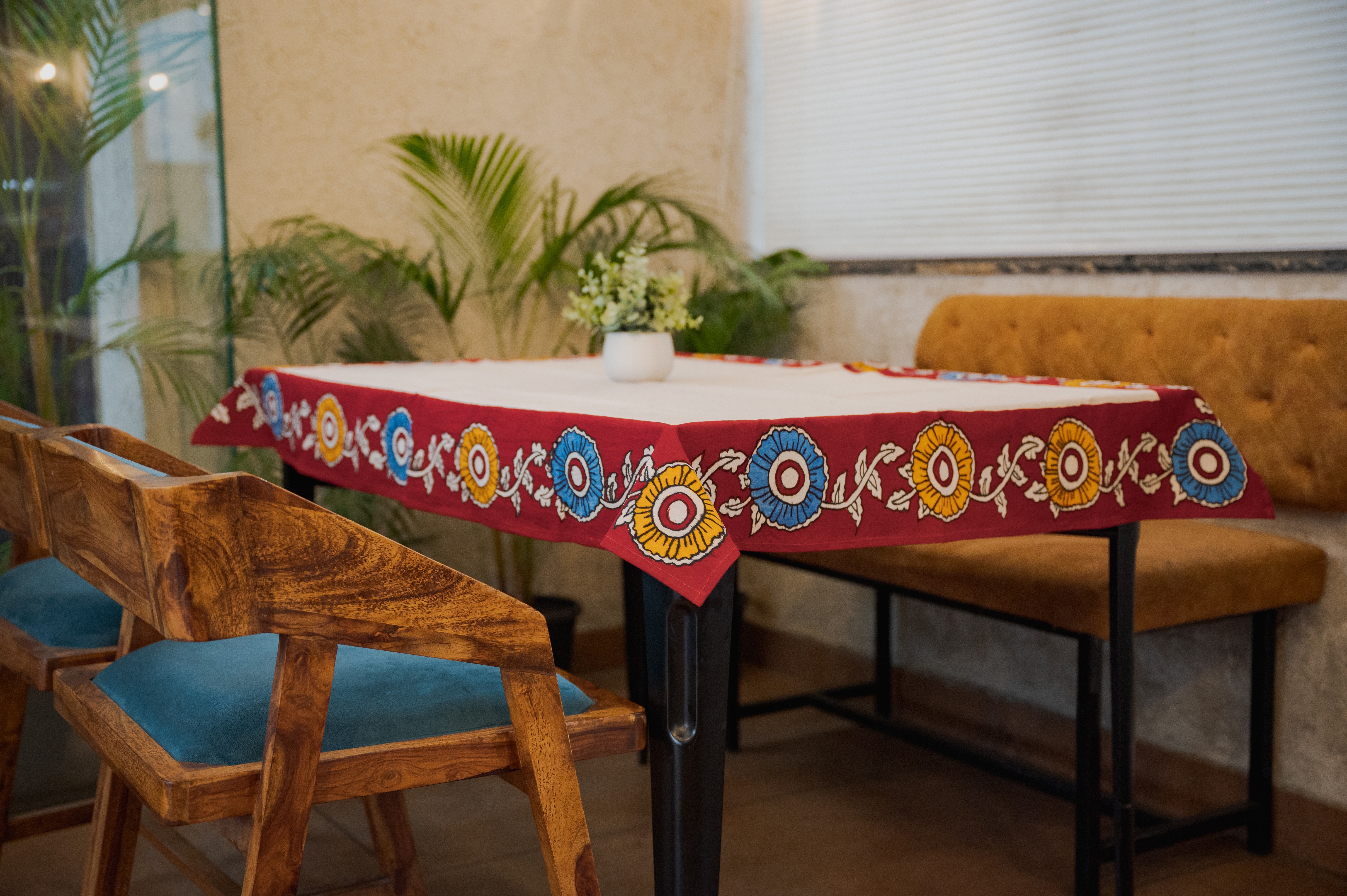 Kilai Motif Dining Table Cover