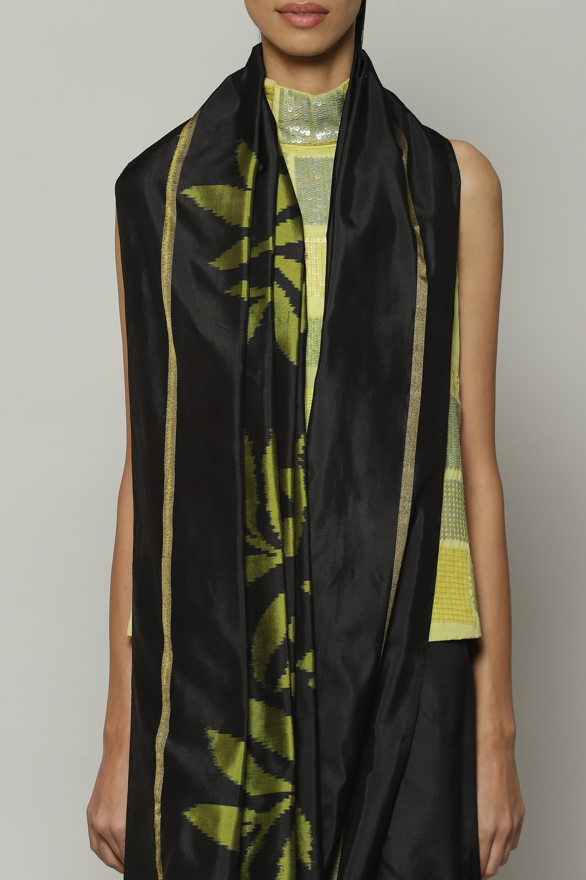 Leaf Single Ikat Silk Saree Lime-Black