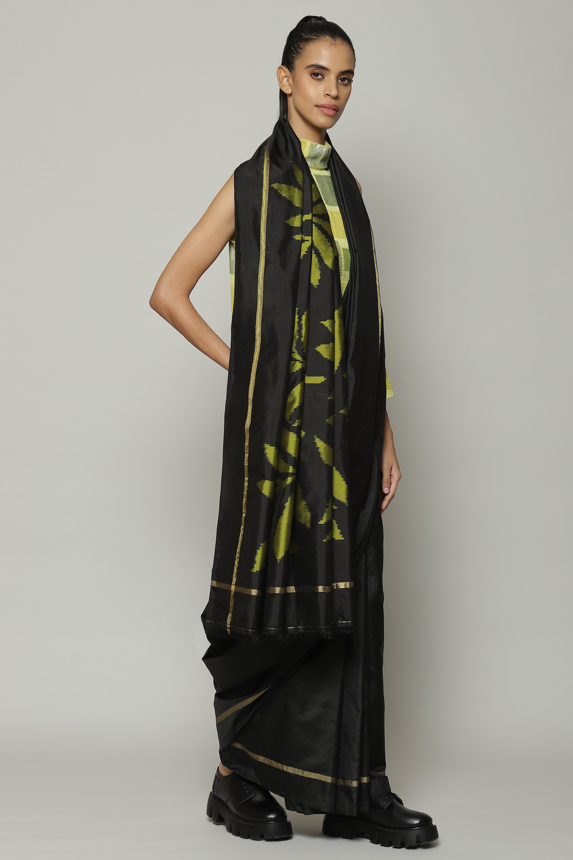Leaf Single Ikat Silk Saree Lime-Black