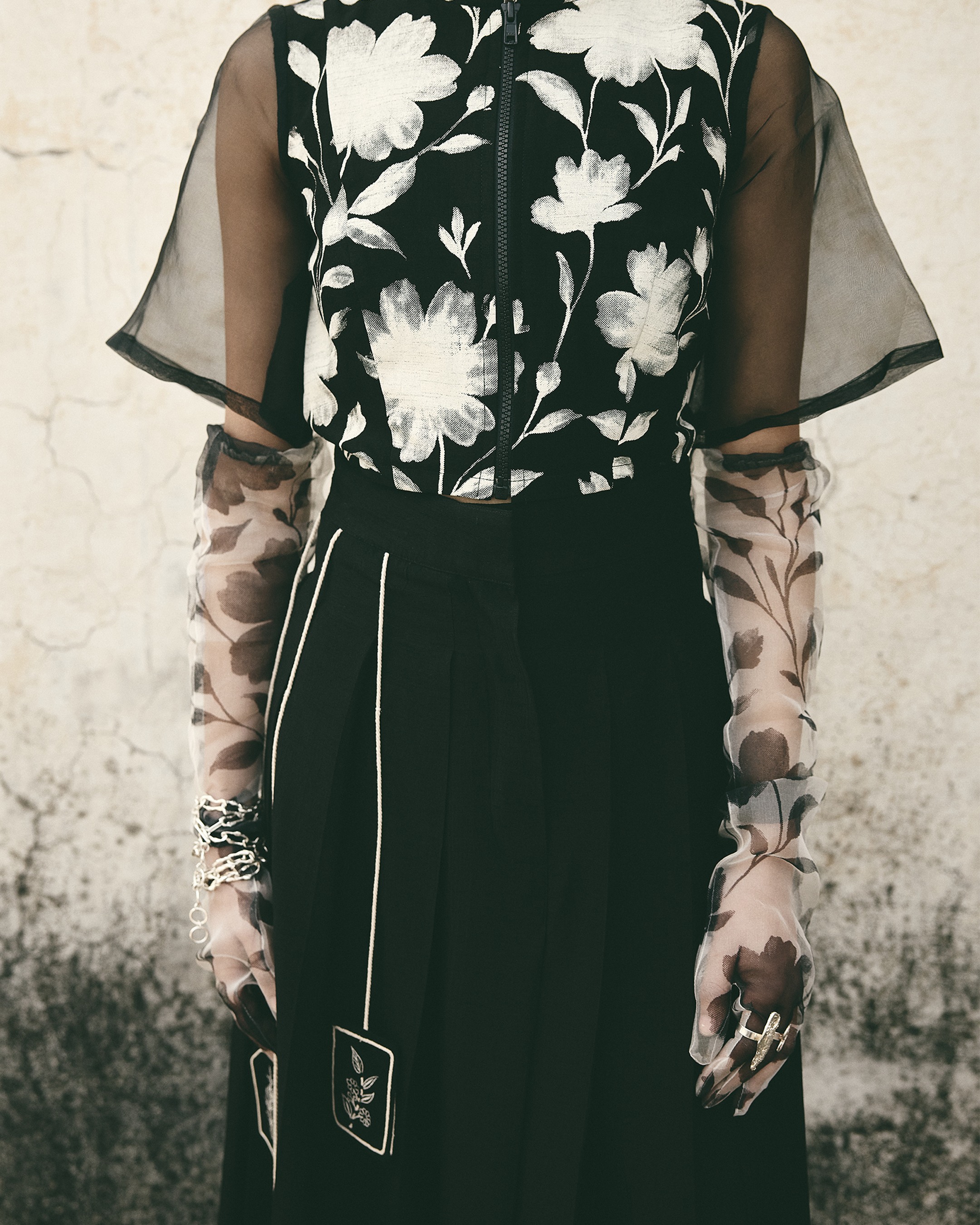 Black Bloom Crop Top