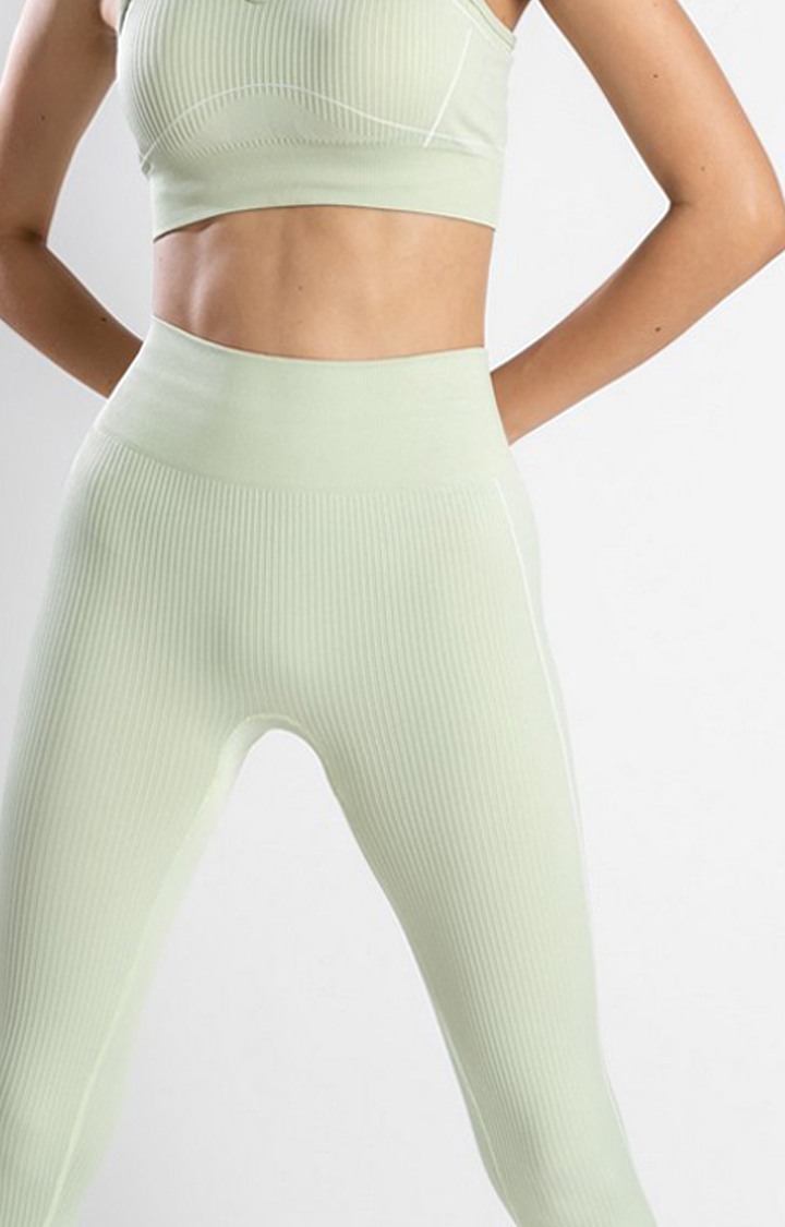 Women's Green Solid Nylon Activewear Legging