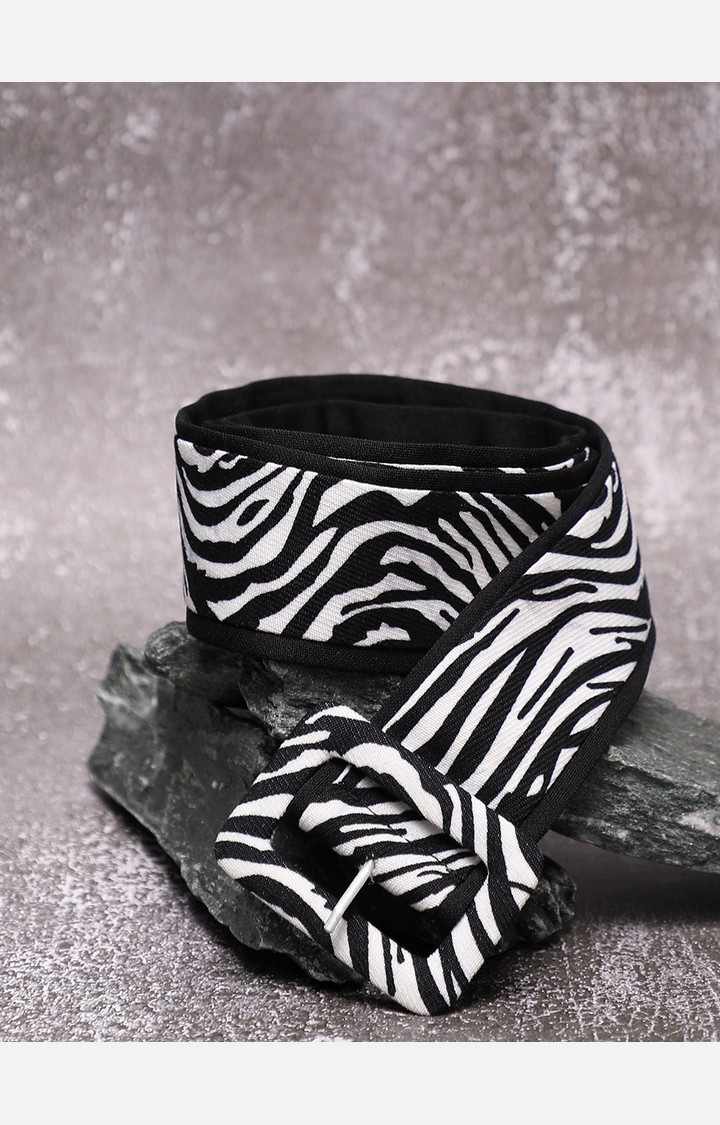 Haute Sauce By Campus Sutra Black Textured Single Clothing Accessory