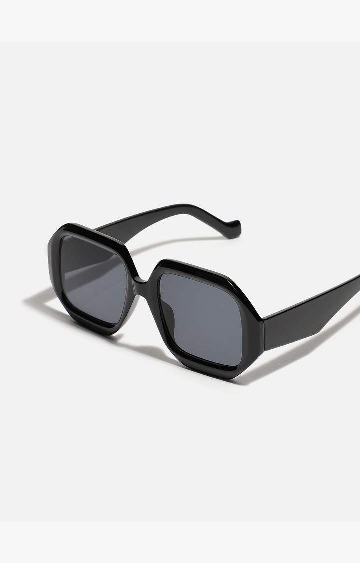 Haute Sauce By Campus Sutra Women Black Lens & Black Oversized Sunglasses With Polarised Lens