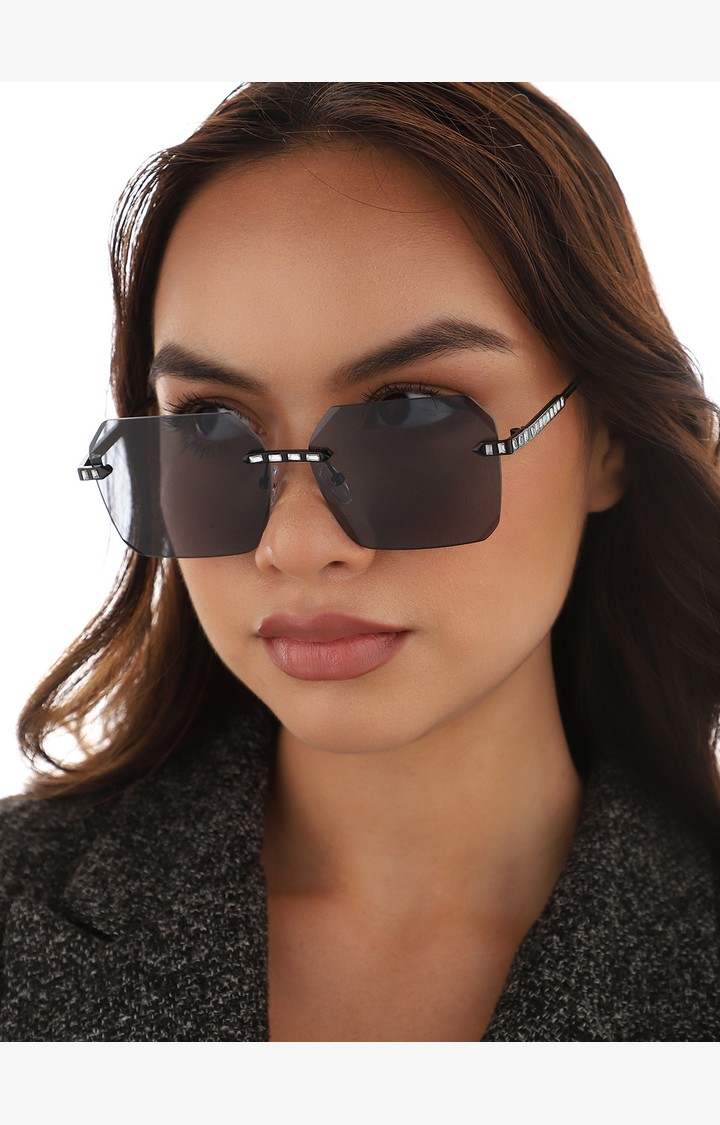 Haute Sauce By Campus Sutra Women Black Lens & Black Oversized Sunglasses With Polarised Lens