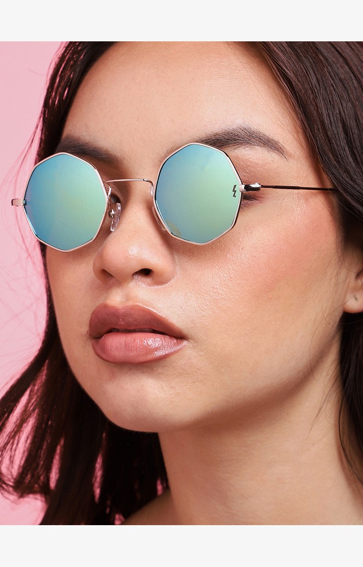 Haute Sauce By Campus Sutra Women Green Lens & Gold-Toned Round Sunglasses With Polarised Lens