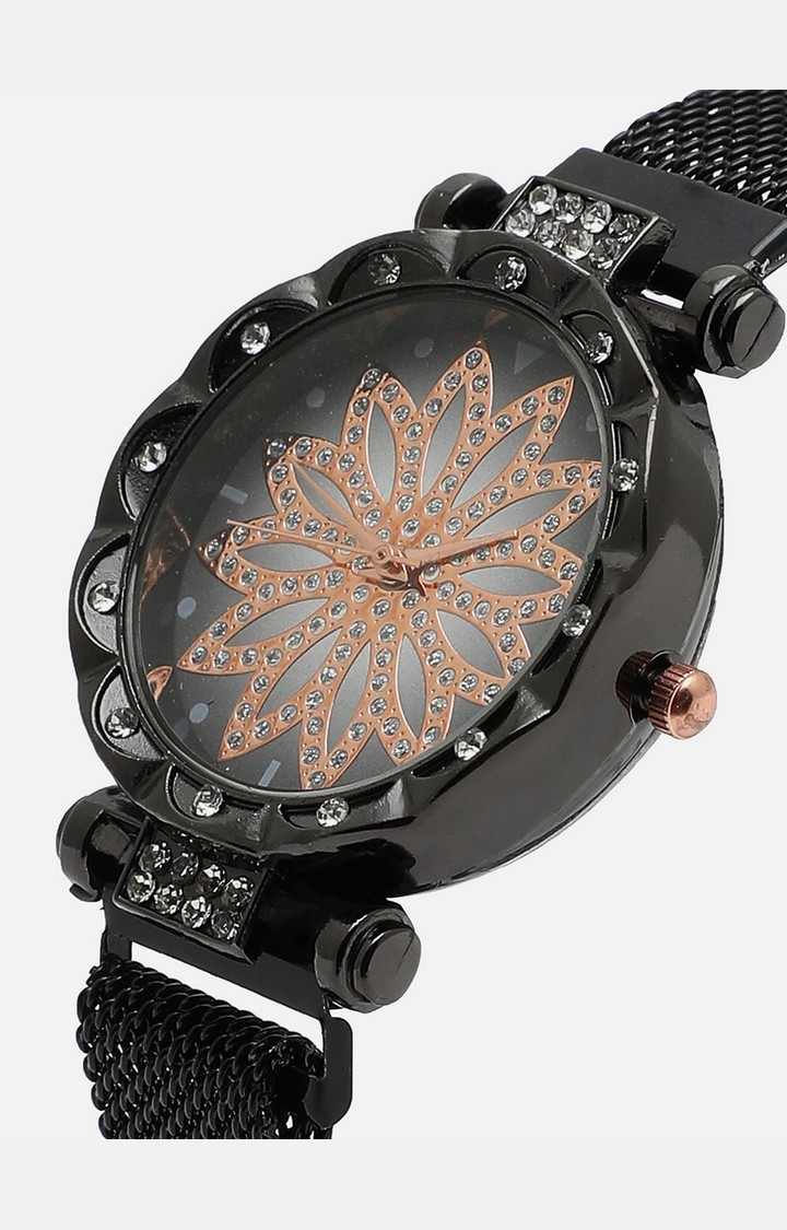 Women's Black Dial Analogue Watch