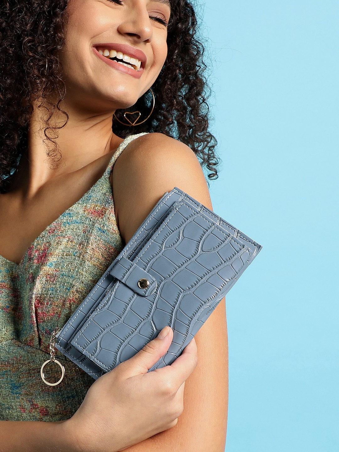 Haute Sauce By Campus Sutra  Women Blue Abstract Textured Pu Zip Around Wallet