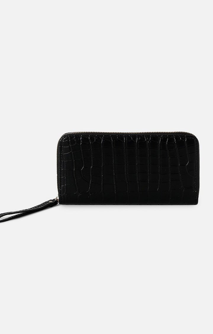 Haute Sauce By Campus Sutra  Women Black Textured Pu Zip Around Wallet