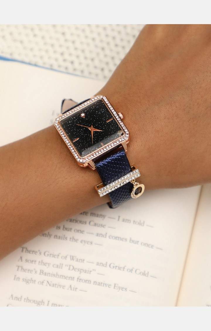 Women's Square Analog Watch With O Watch Charm