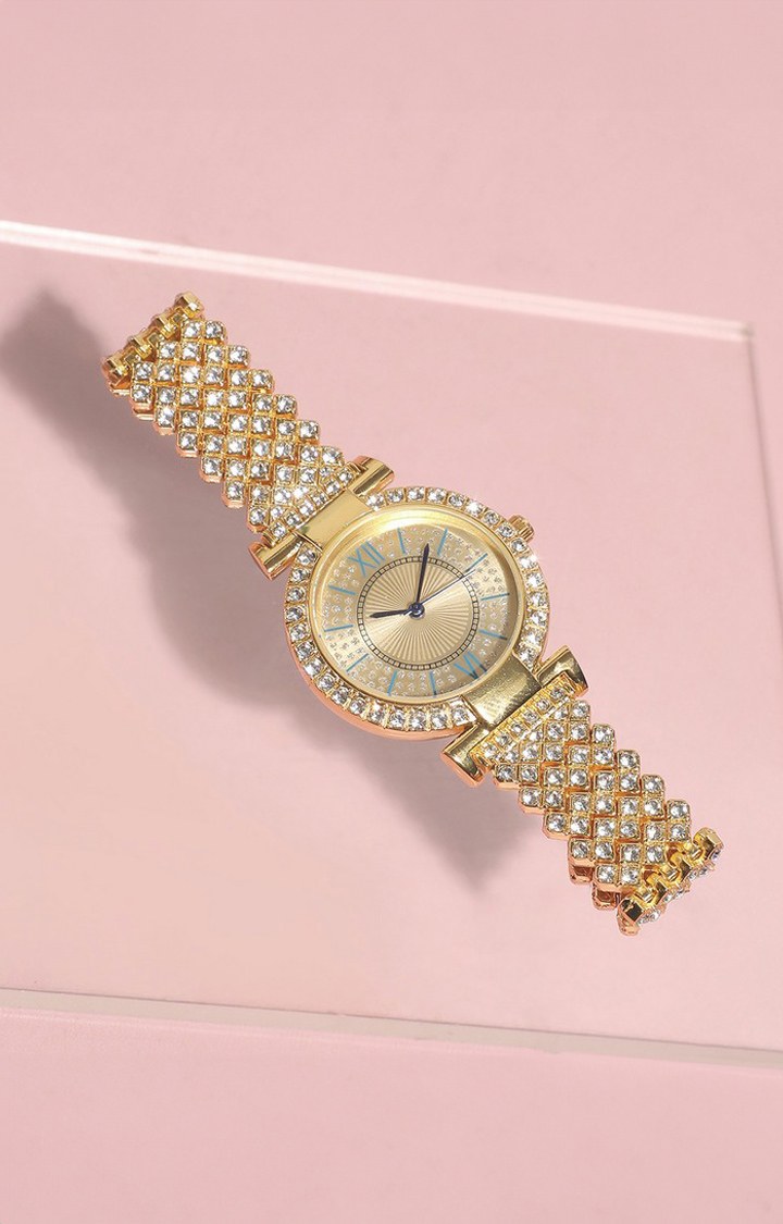 Women's Dial & Stainless Steel Bracelet Style Straps Analogue Watch
