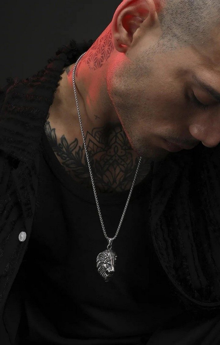 French Accent Men Silver Plated Chain with Pendant