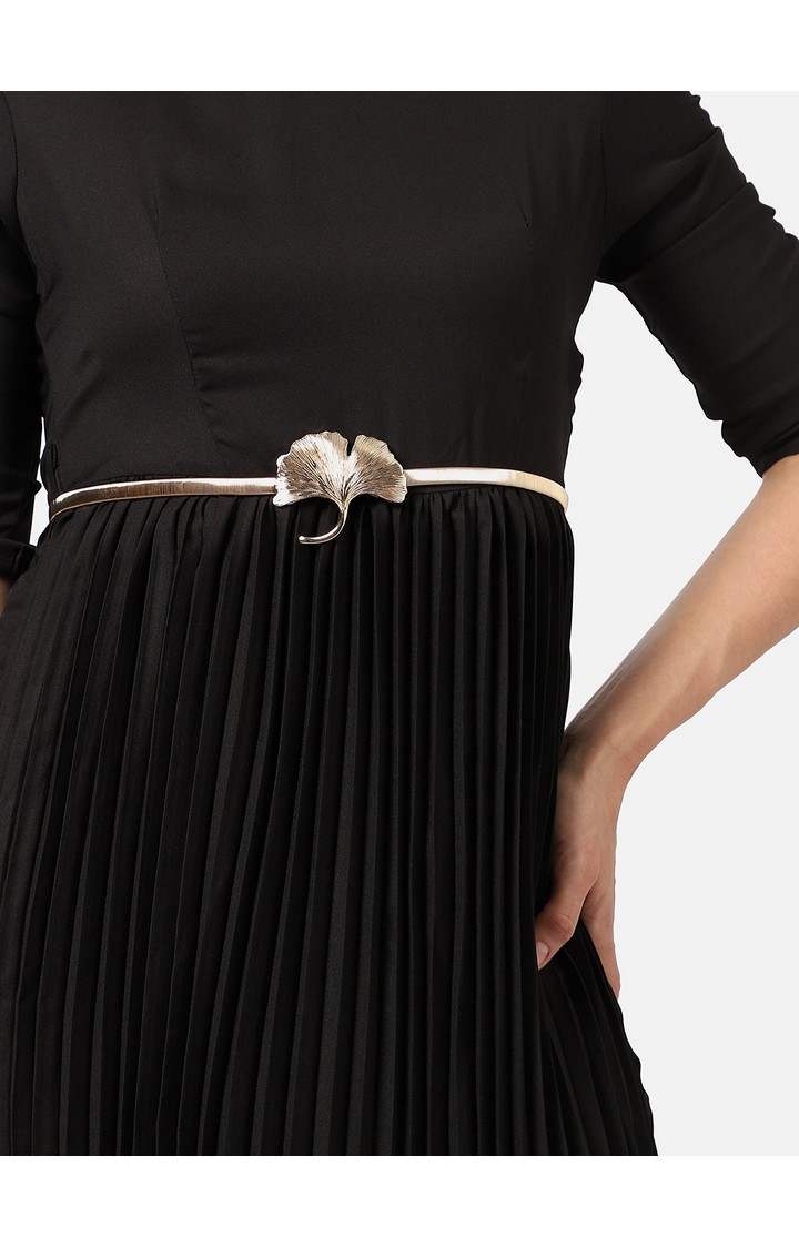 Haute Sauce By Campus Sutra Gold Solid Single Clothing Accessory