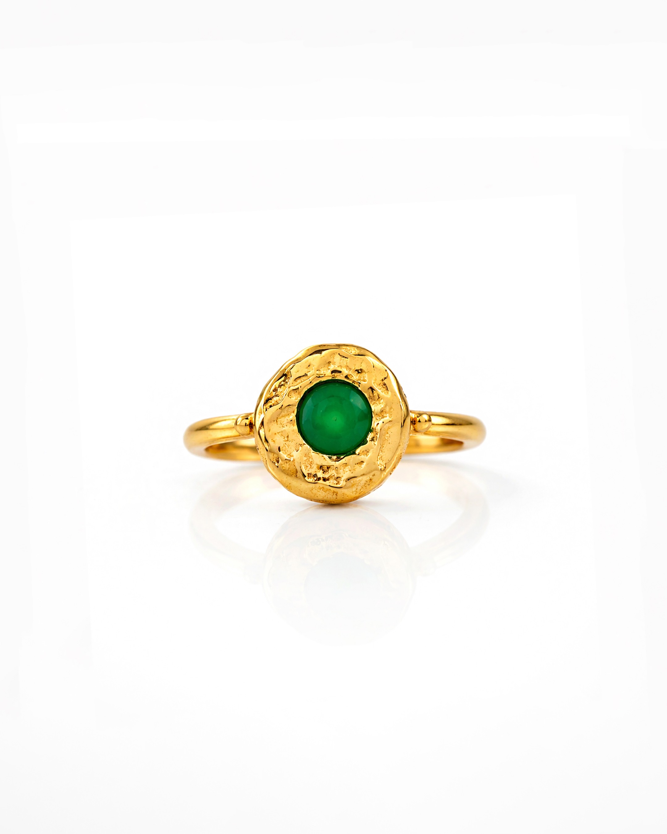 Green Onyx Medallion 92.5 Sterling Silver Ring