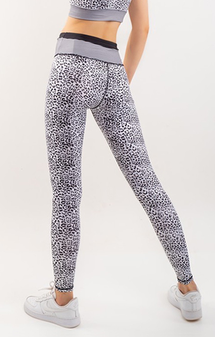 Women's White Printed Nylon Activewear Legging
