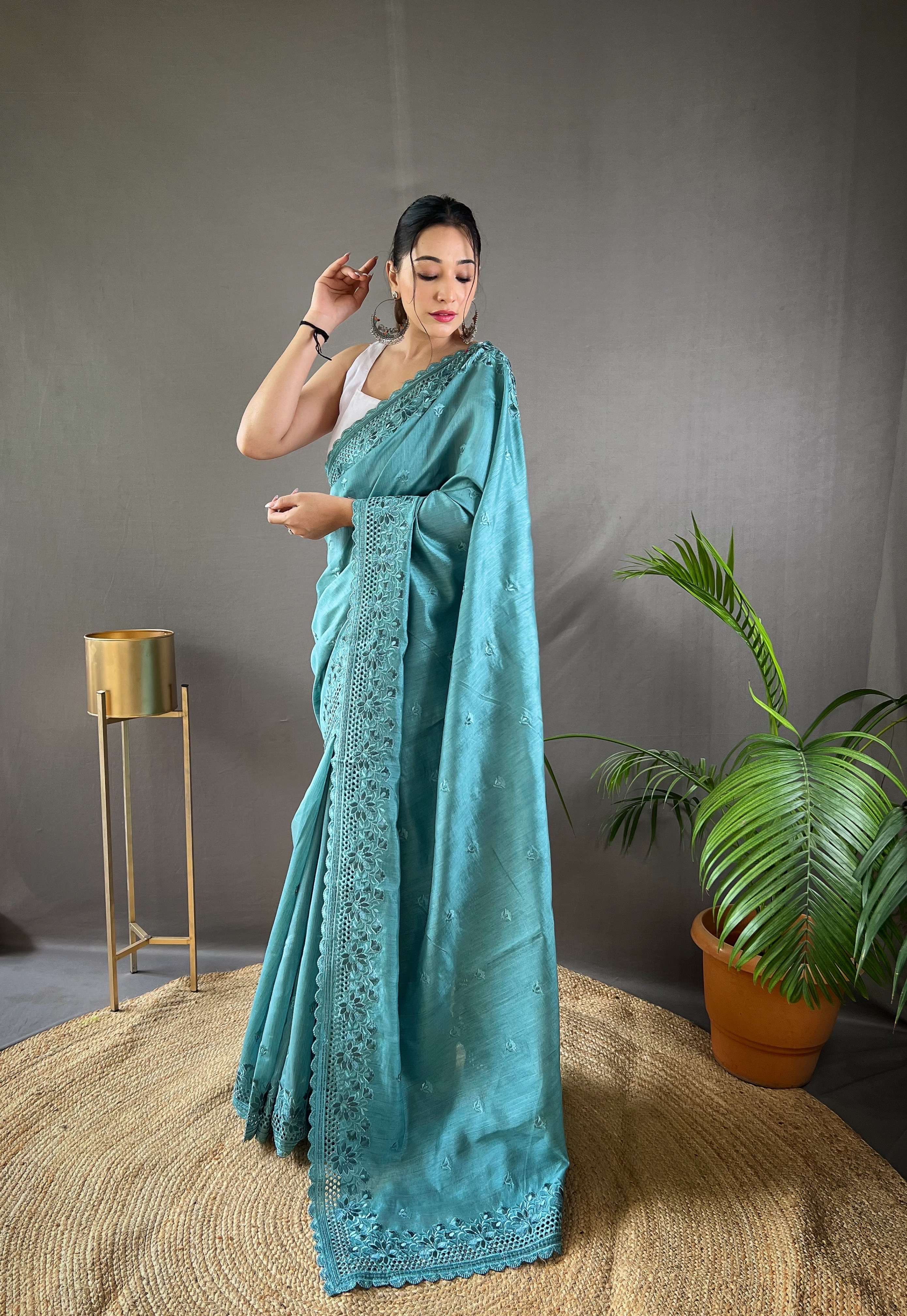 Women's Amaira Sky Matka Silk Saree