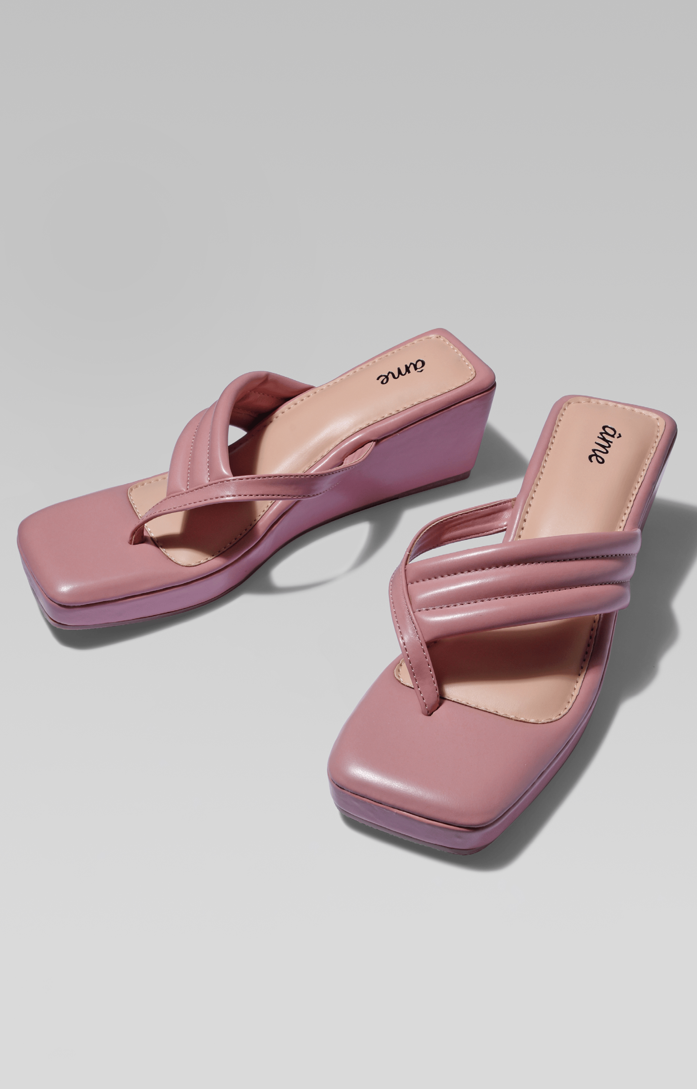 Upper Cushioned Wedges - Pink