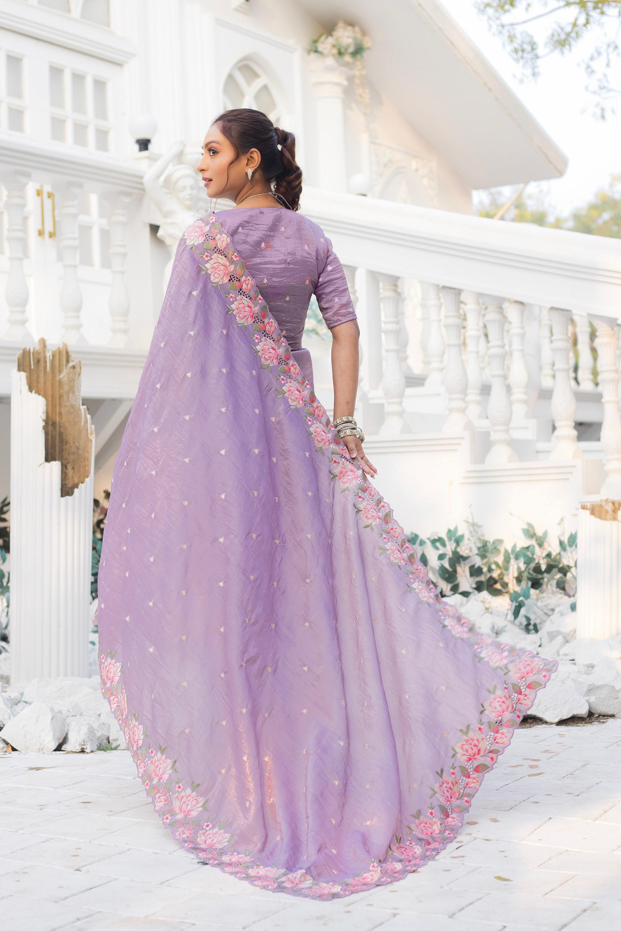 Tasarika Women lavender Organza Saree