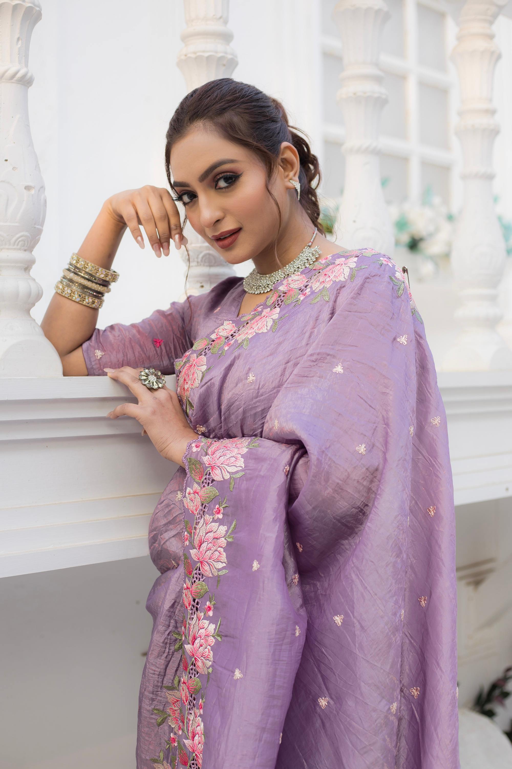 Tasarika Women lavender Organza Saree