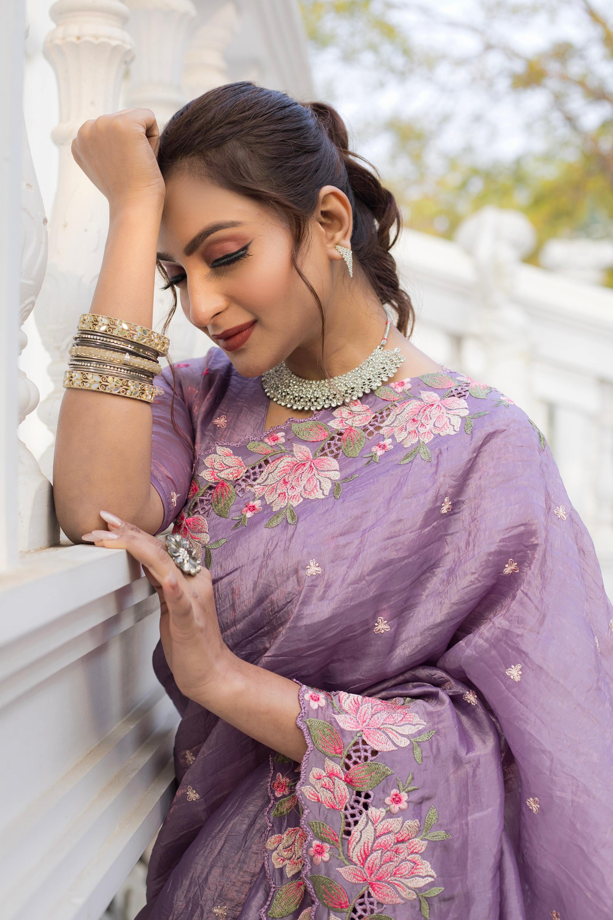Tasarika Women lavender Organza Saree