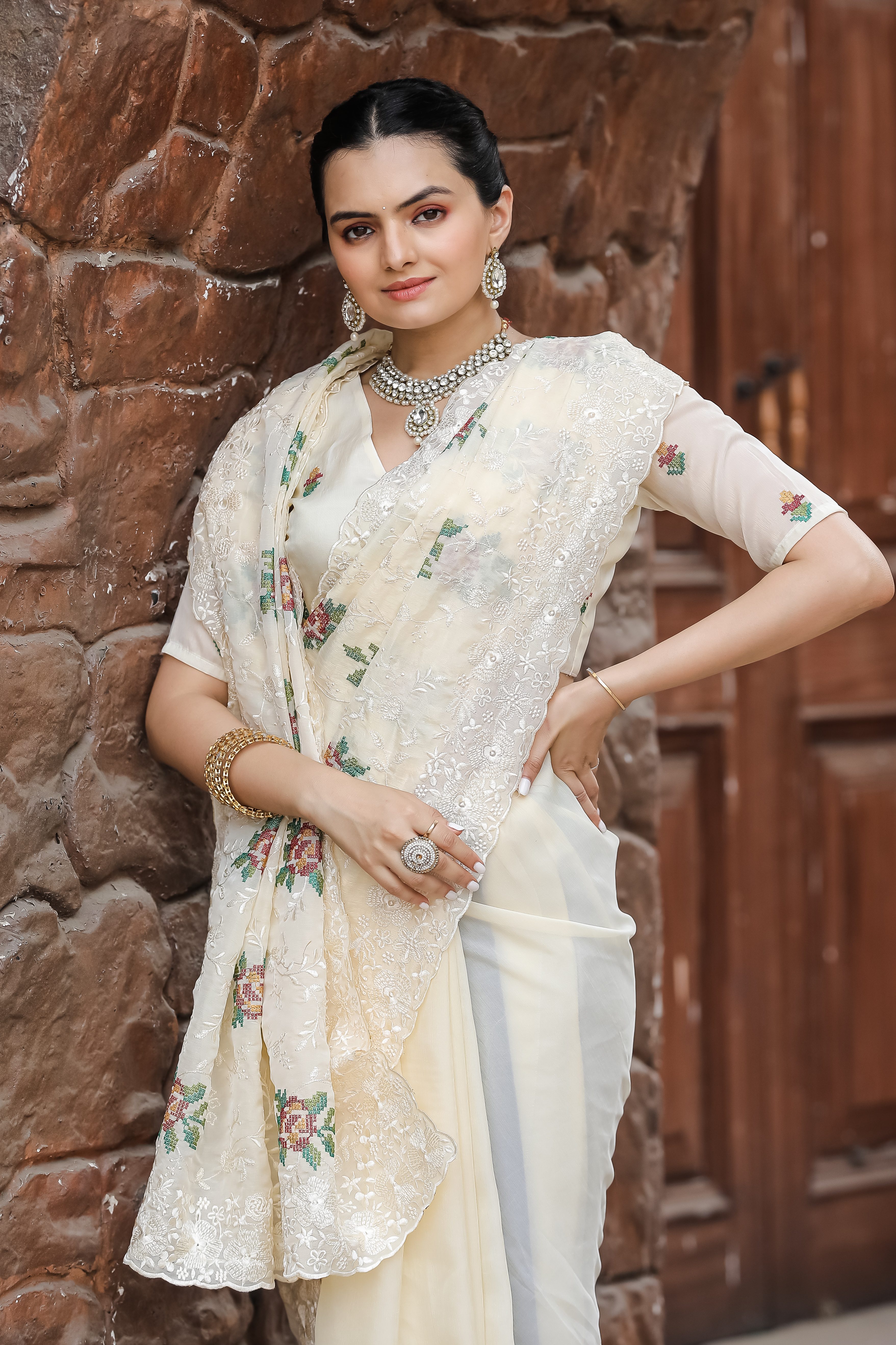 Women's Ankita Cream Chiffon  Saree