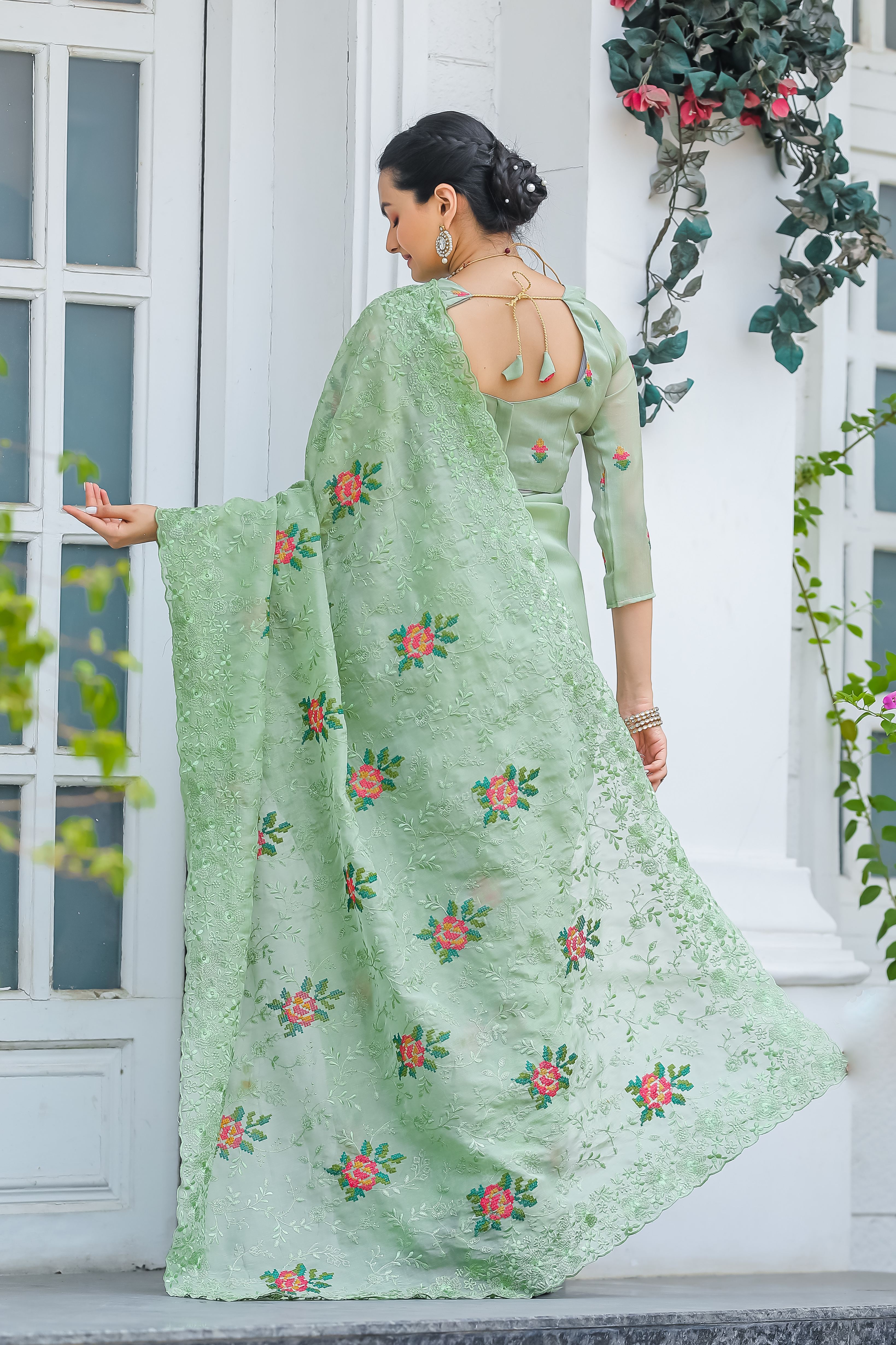 Women's Ankita Pista Chiffon  Saree