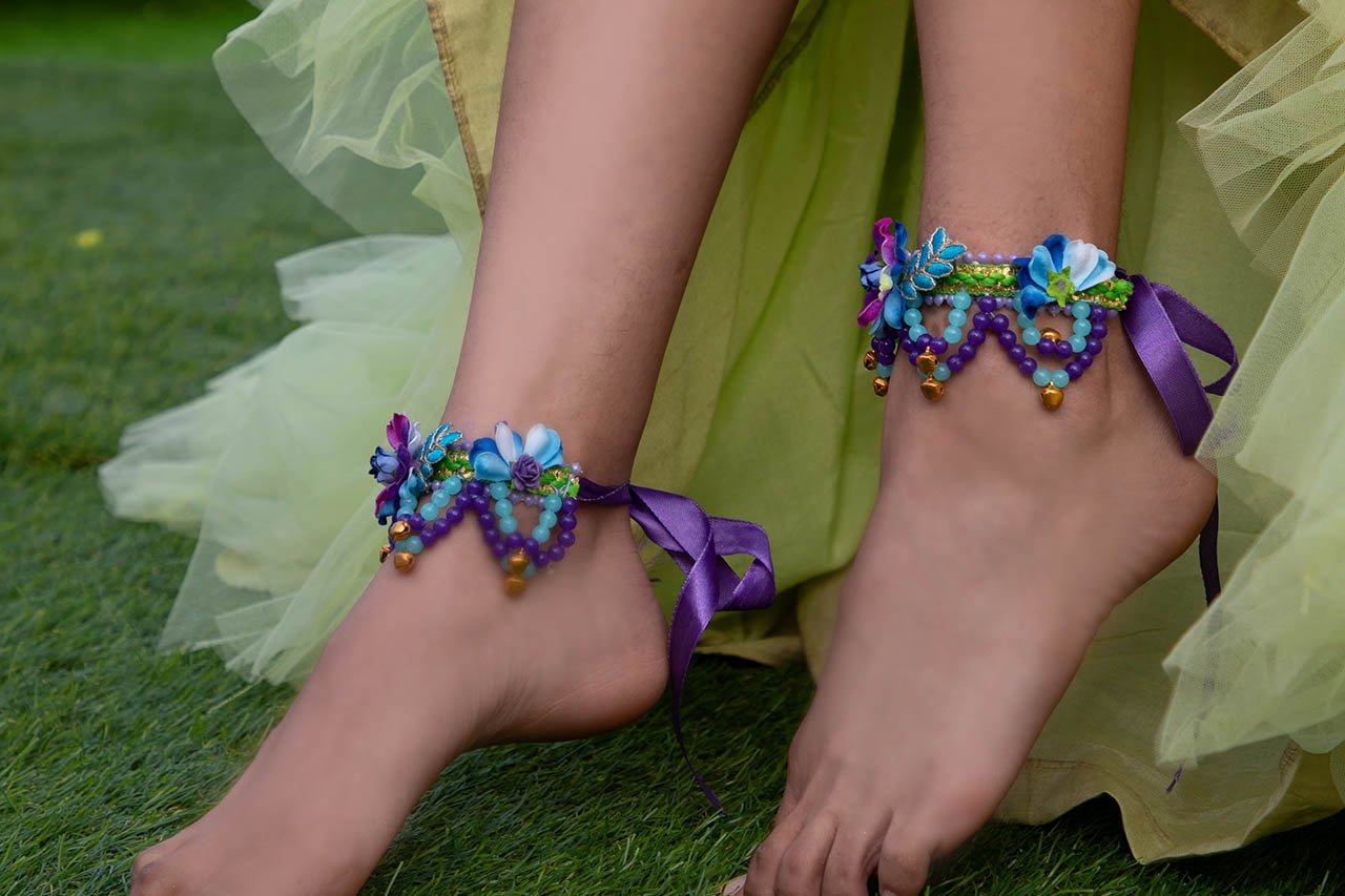 Floral art | Blue Floral Anklet with pearl undefined