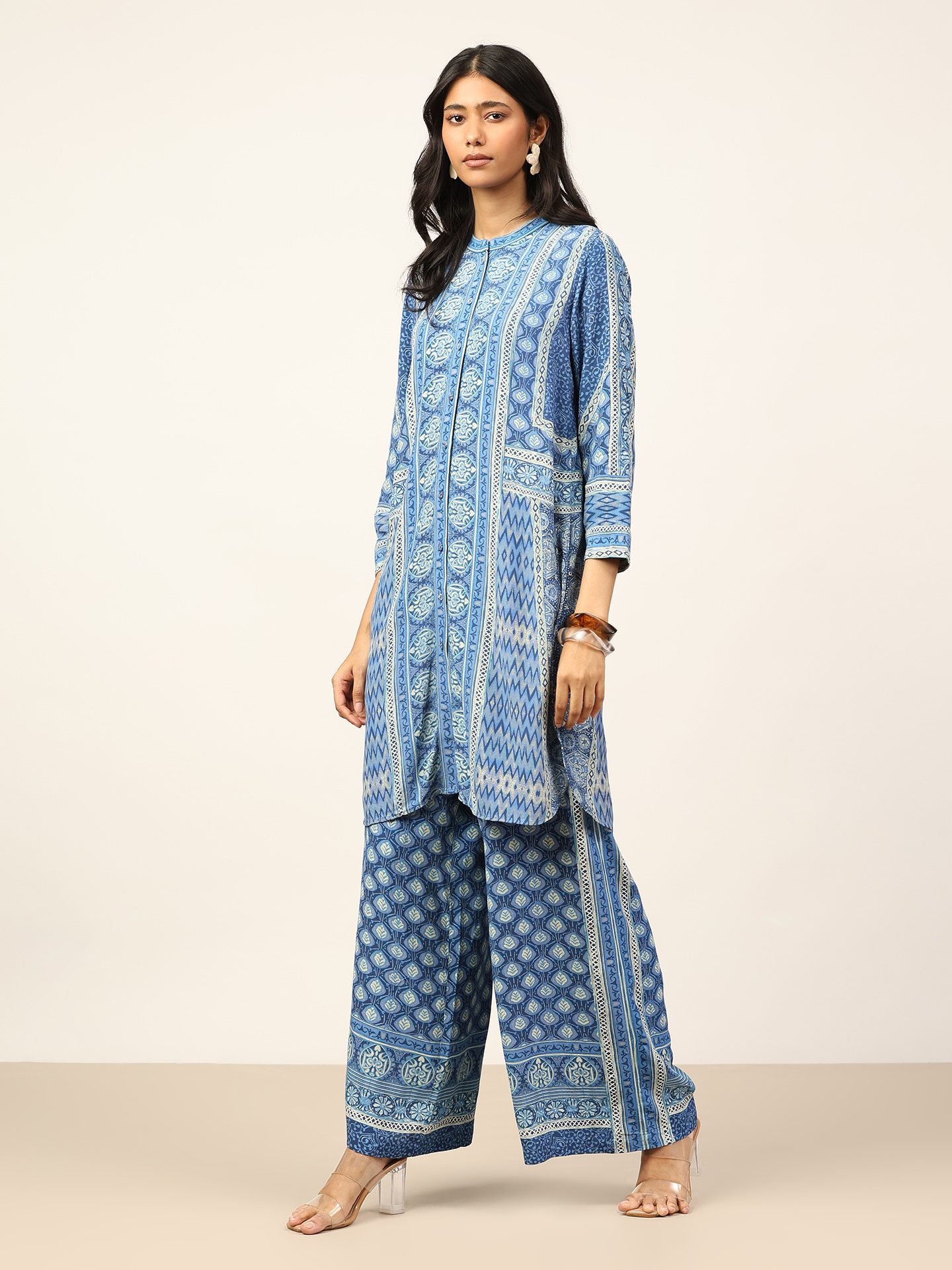 Blue Zunairaa Cape Set