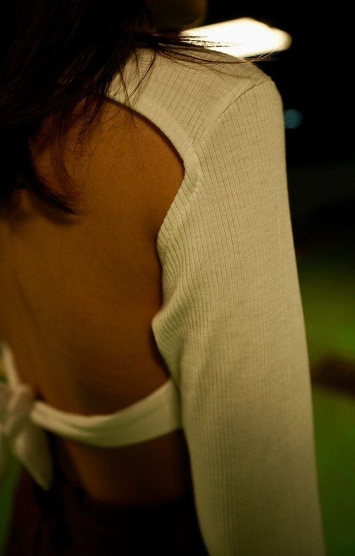 Women's White Backless Shirt