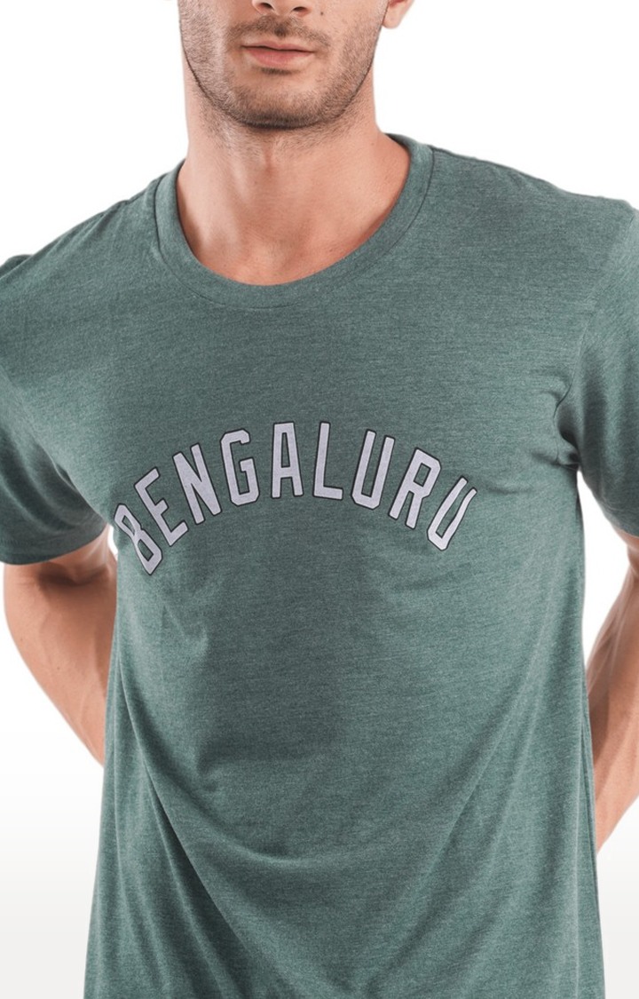 Unisex Bengaluru Curvedtypo Tri-Blend T-Shirt in Bottle Green