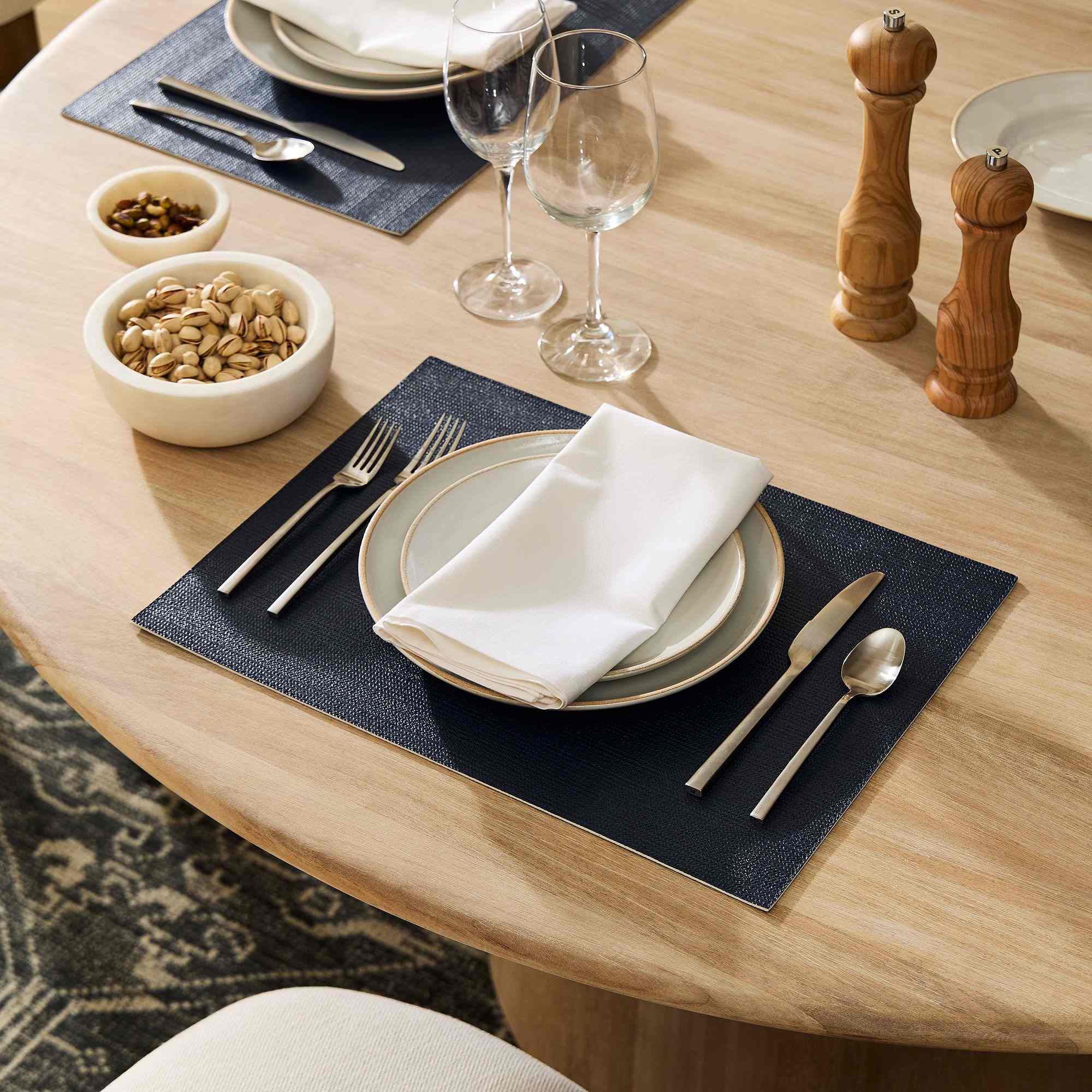Braid Texture Easy-Care Placemat