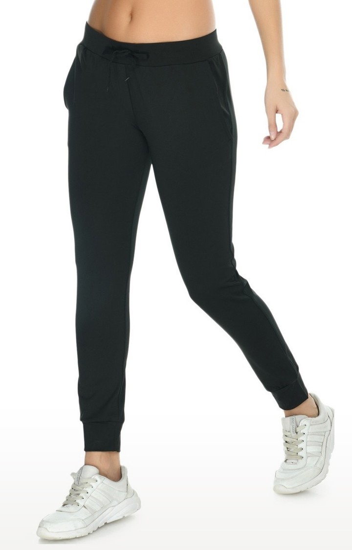 Women's Black Cotton Blend Solid Activewear Jogger