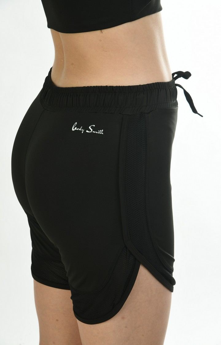 Women's Black Spandex Solid Activewear Short