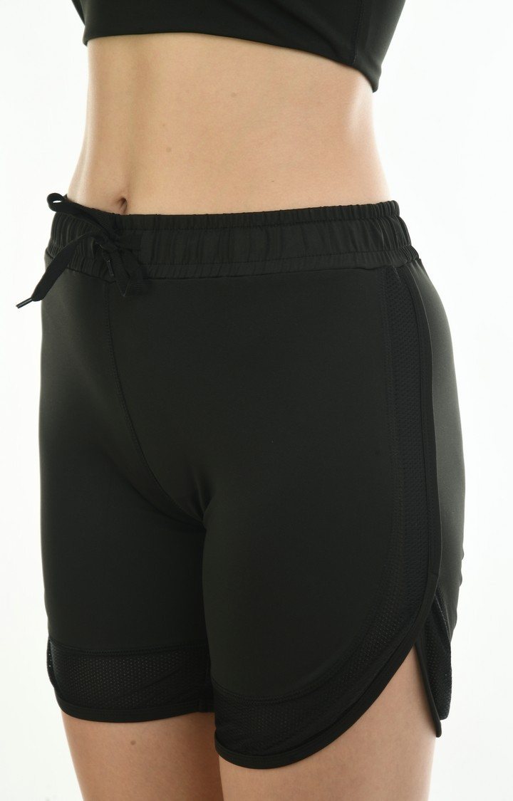 Women's Black Spandex Solid Activewear Short