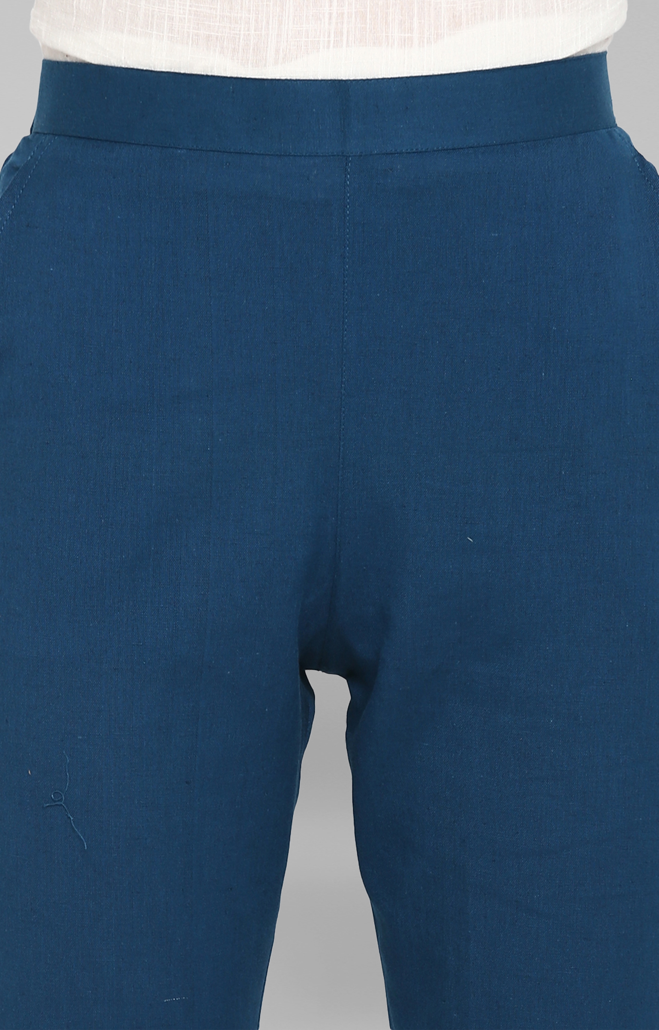 Janasya | Janasya Women's Turquoise Blue Solid Pure Cotton Narrow Pant 4