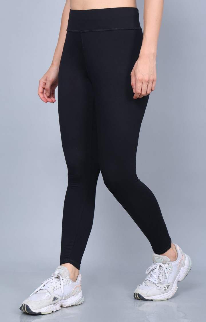 Women's Black Solid Yoga Pants