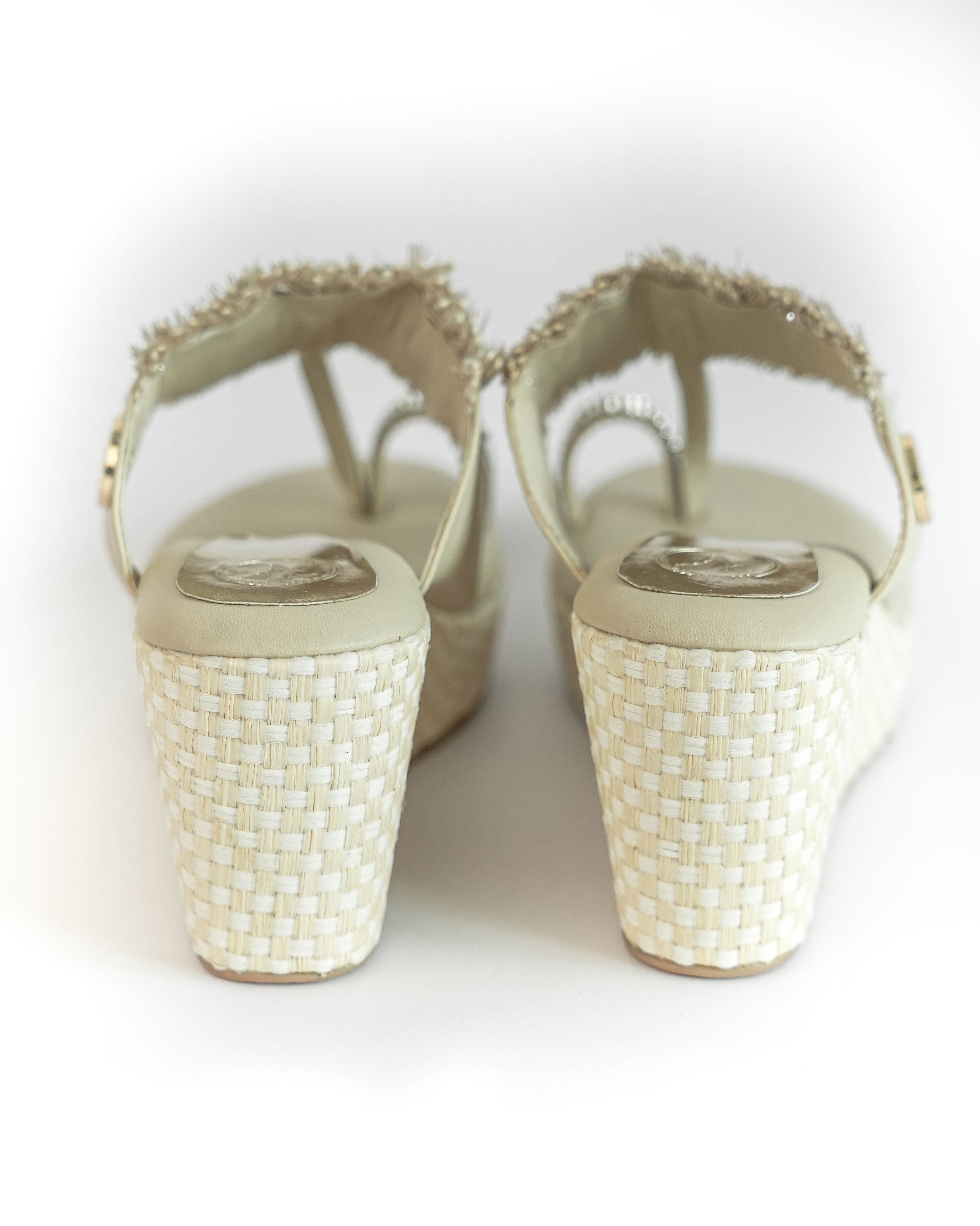BEIGE KOHLAPURI WEDGE