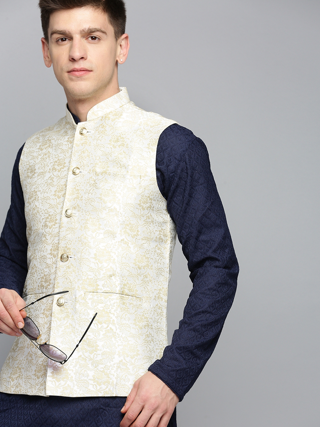 Showoff | SHOWOFF Men's Woven Design Cream Nehru Jacket 0