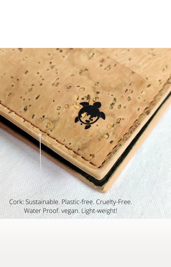 Women Tan Sustainable Kakapo Bifold Cork Wallet