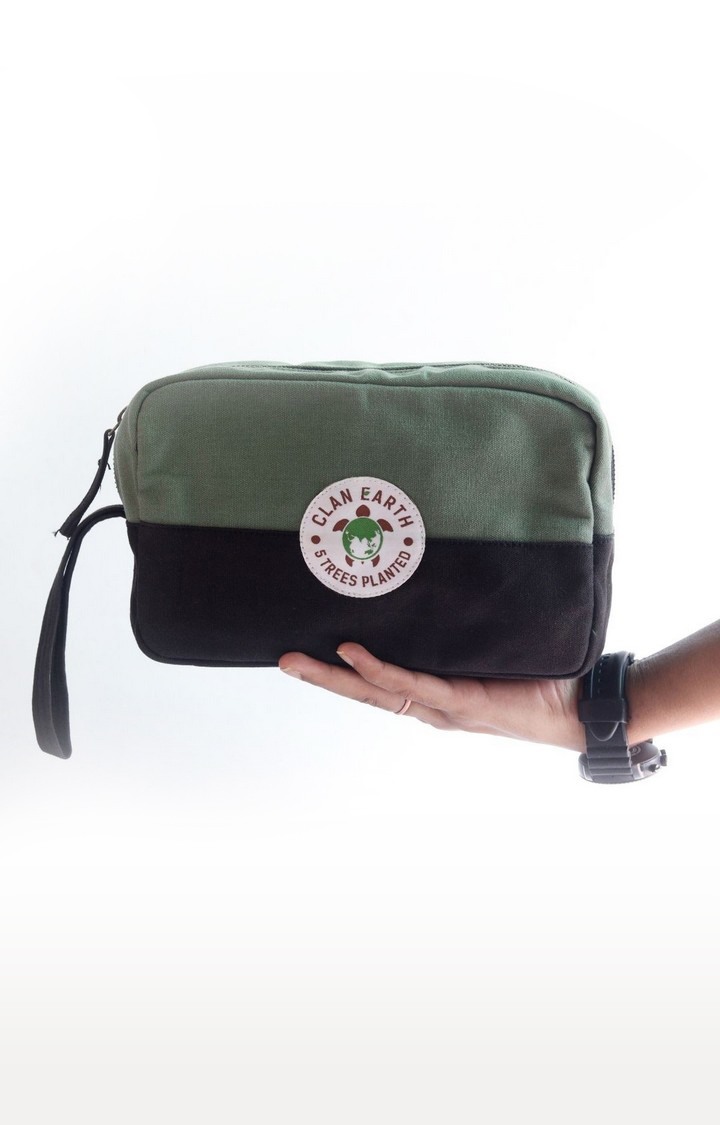 Unisex Olive Green Sustainable Oryx Dopp Kit