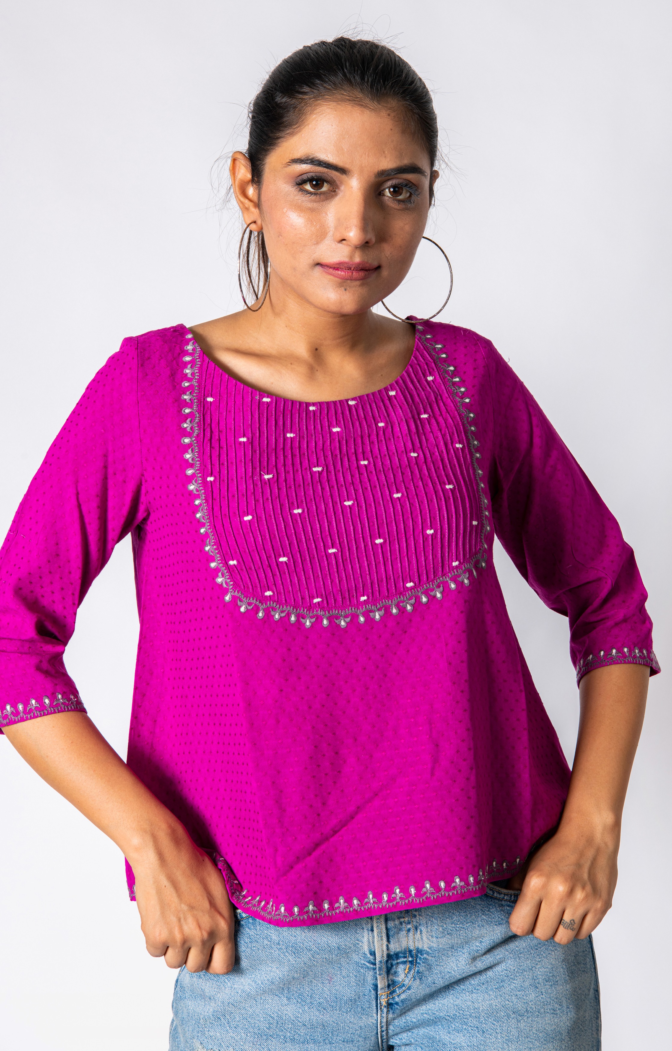 REYON DOBBY EMBRIDERY TOP
