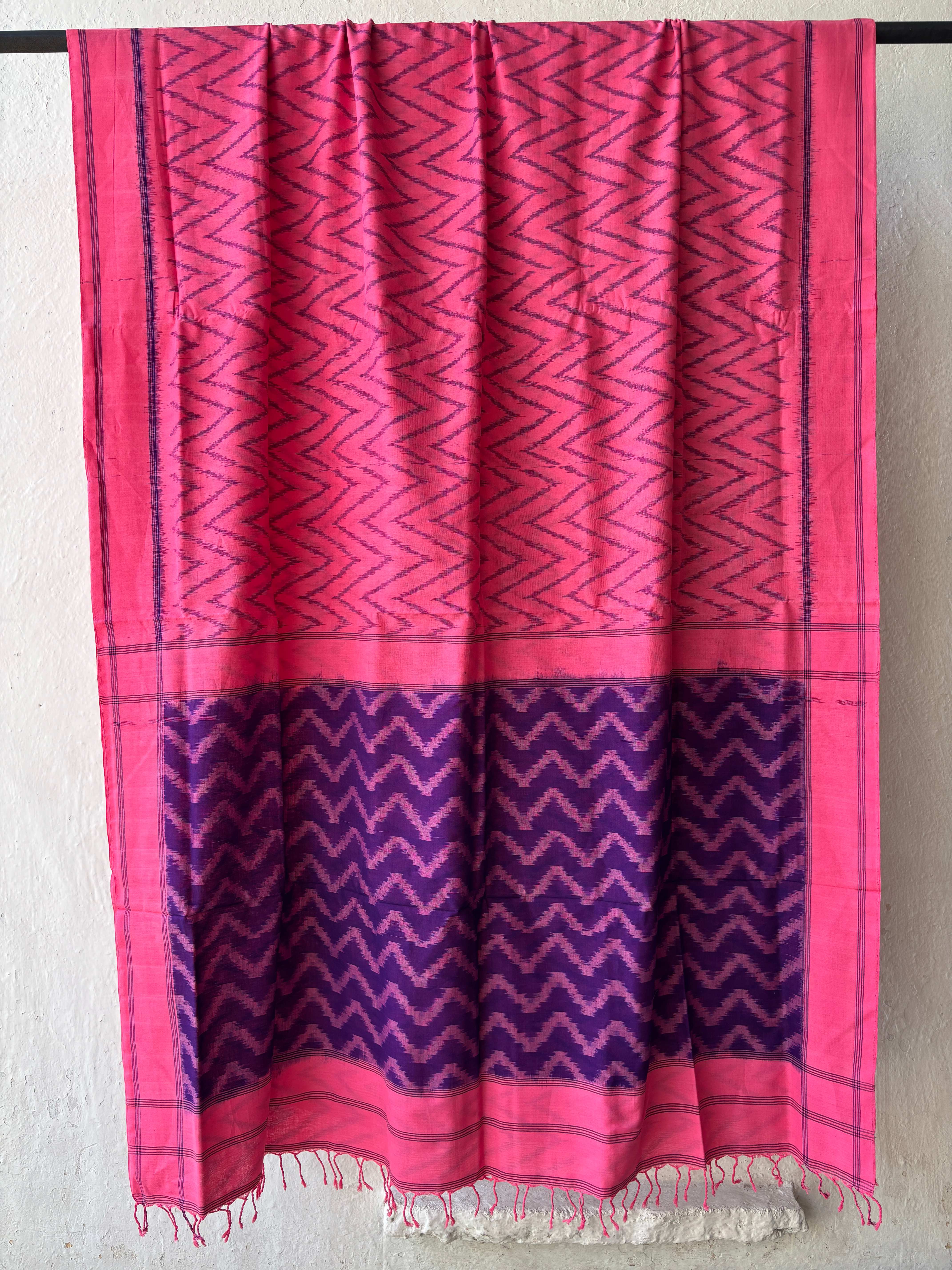 Lehariya Pattern Ikat Cotton Saree