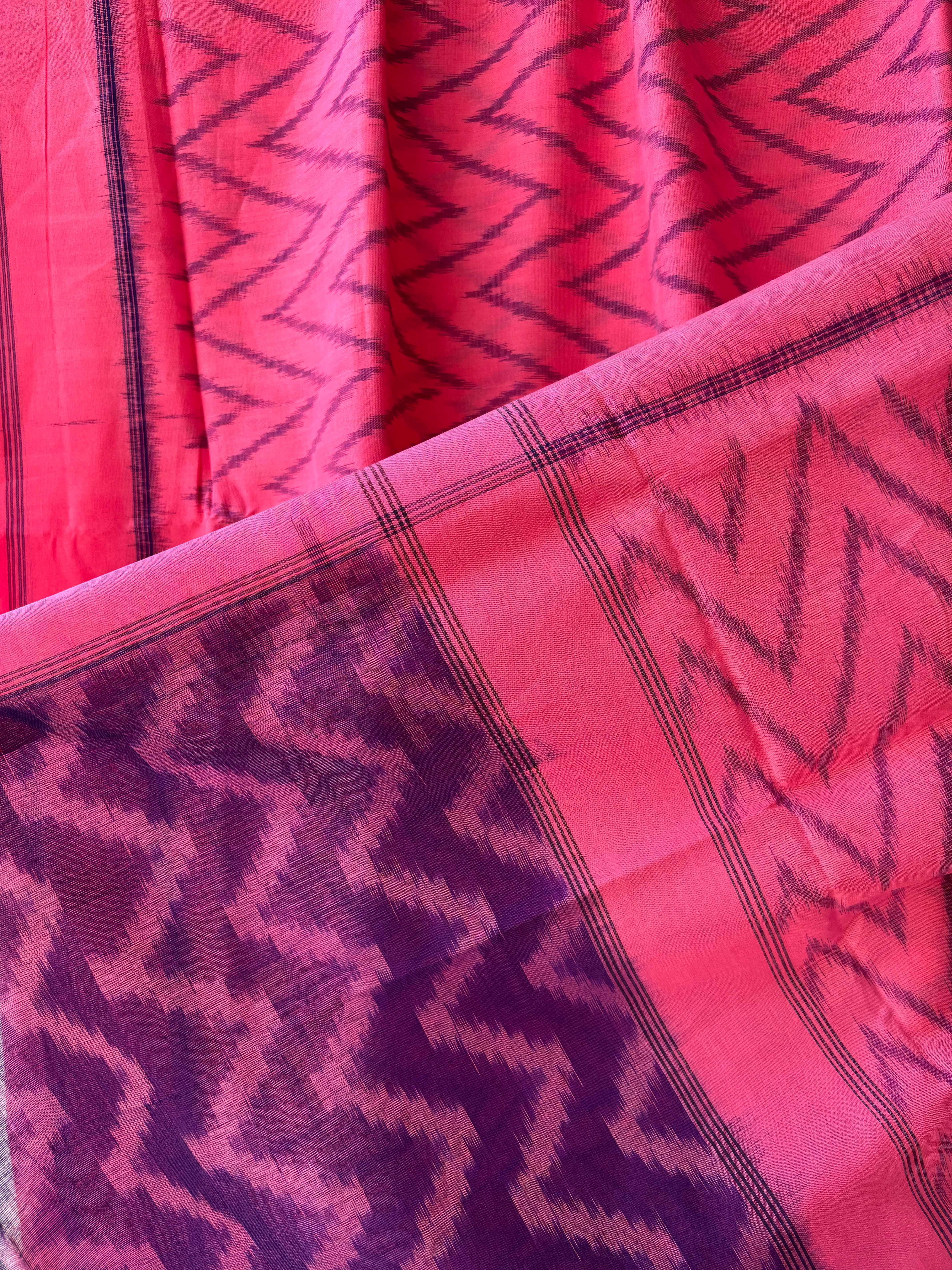 Lehariya Pattern Ikat Cotton Saree