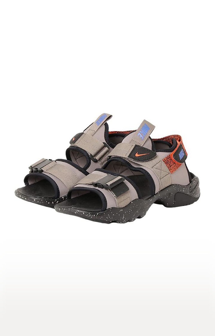 Nike mens canyon hotsell sandal