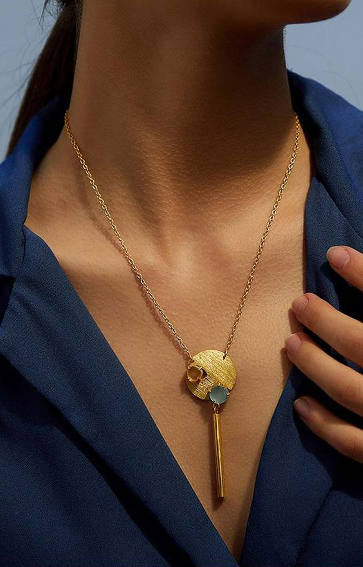 Modern Troy Pendant Necklace
