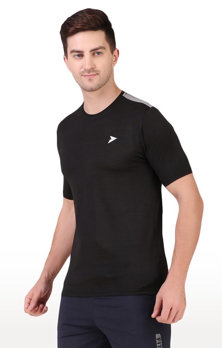 Fitinc | Men's Black Lycra Solid Activewear T-Shirt 1