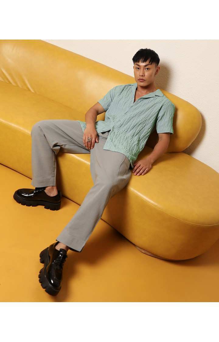 Men's Green Solid Casual Shirts