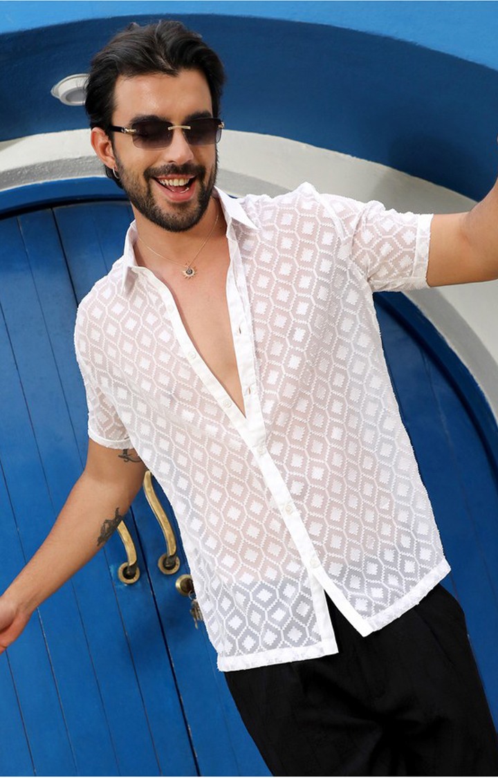 Men's White Solid Casual Shirts