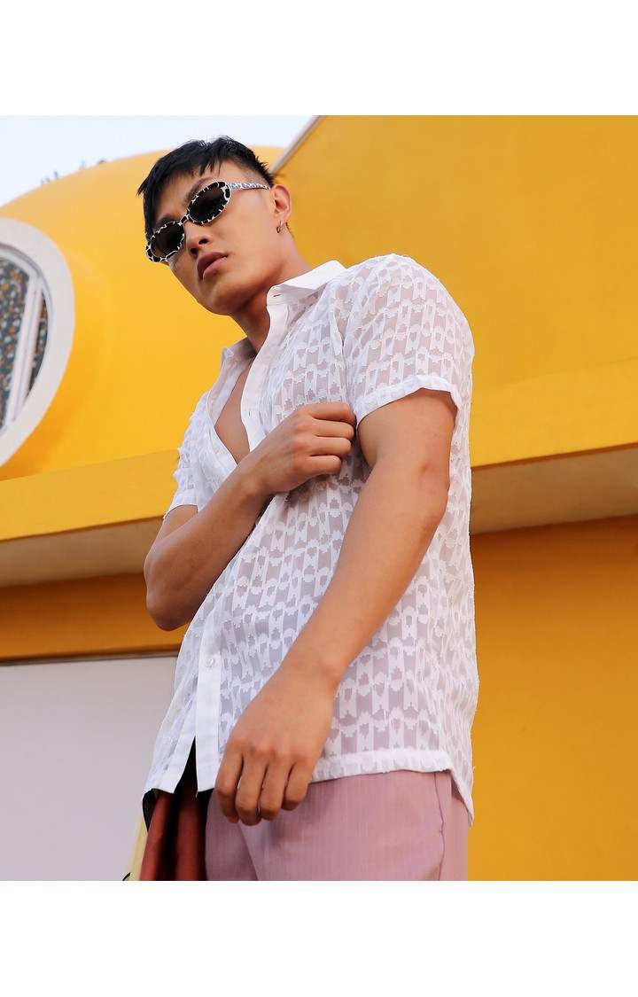 Men's White Solid Casual Shirts