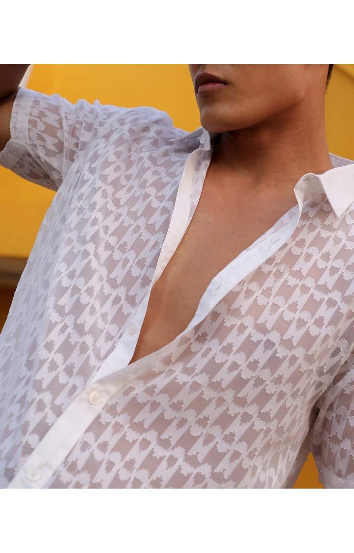 Men's White Solid Casual Shirts